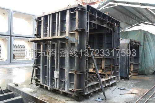 新疆方涵模具，箱涵模具，预制方涵，预制箱涵欢迎订购