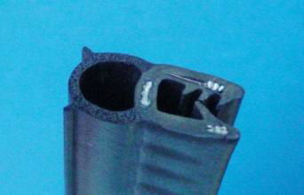 三元乙丙鋼帶鋼芯復合密封條橡膠條 2