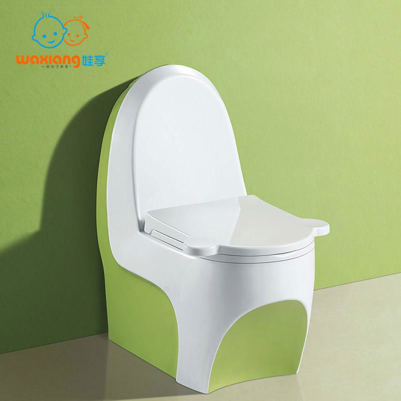 [Waxiang WA-8000] Child's White Ceramic Round Small Toilet Fashion Designed 3