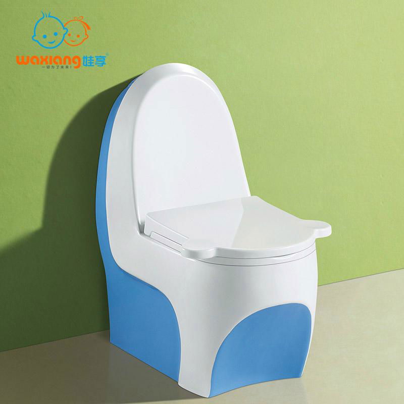 [Waxiang WA-8000] Child's White Ceramic Round Small Toilet Fashion Designed 4