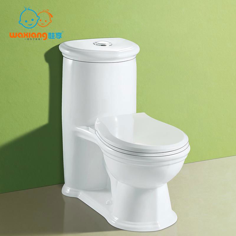 Child's White Ceramic Round Small Toilet [Waxiang WA-7000] 4