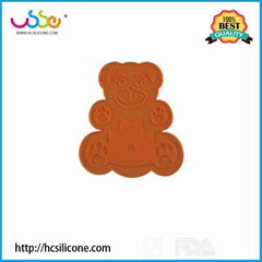 Bear shape heat insulation silicone pad for kids