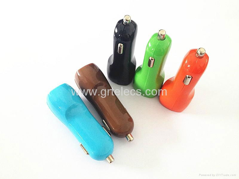 Hot selling 5V 2.1A dual port car charger with customized colors for cell phone  2