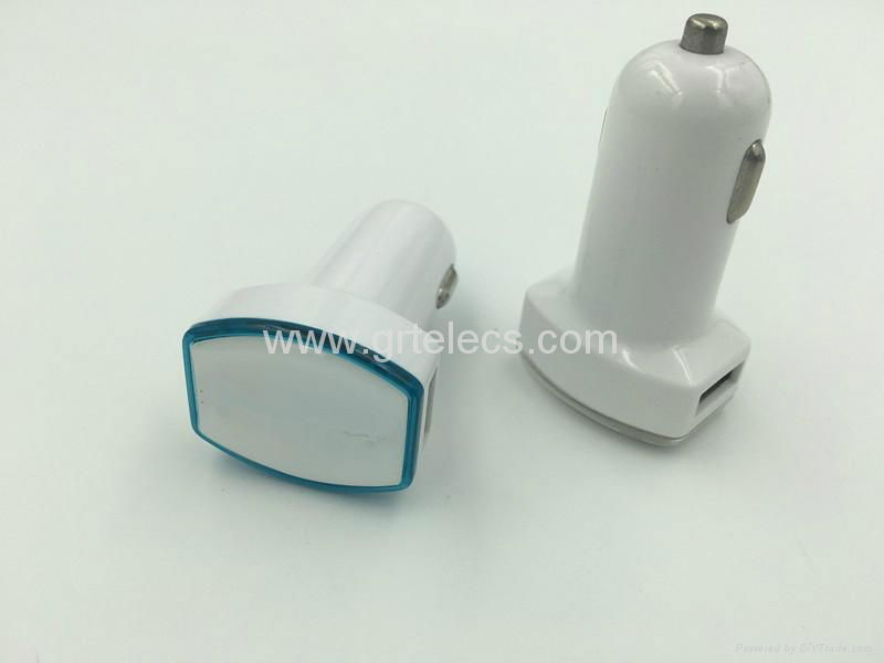 Wholesale universal double 2 USB car charger for smartphones