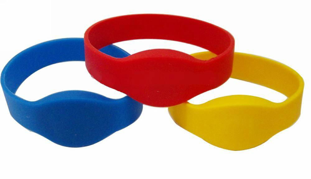 Quality NXP Mifare Chip rfid Silicone Wristband Manufacturer from China 