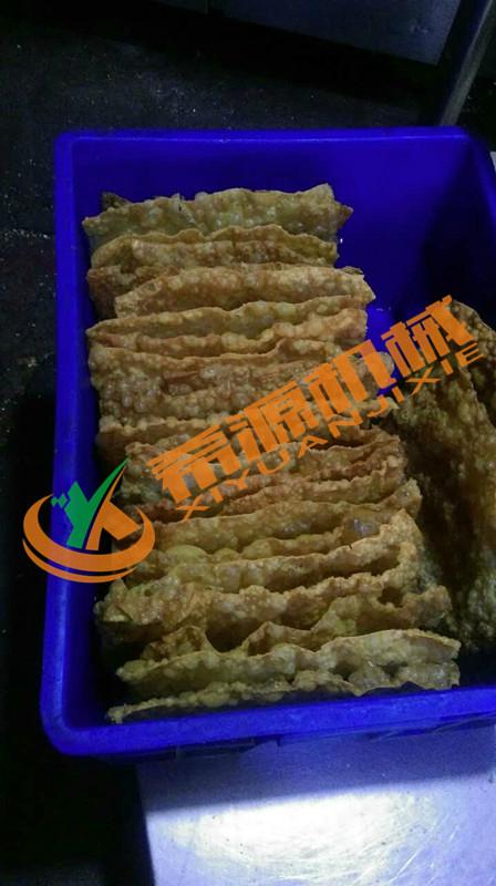 供应煎饼果子薄脆油炸流水线价格 2