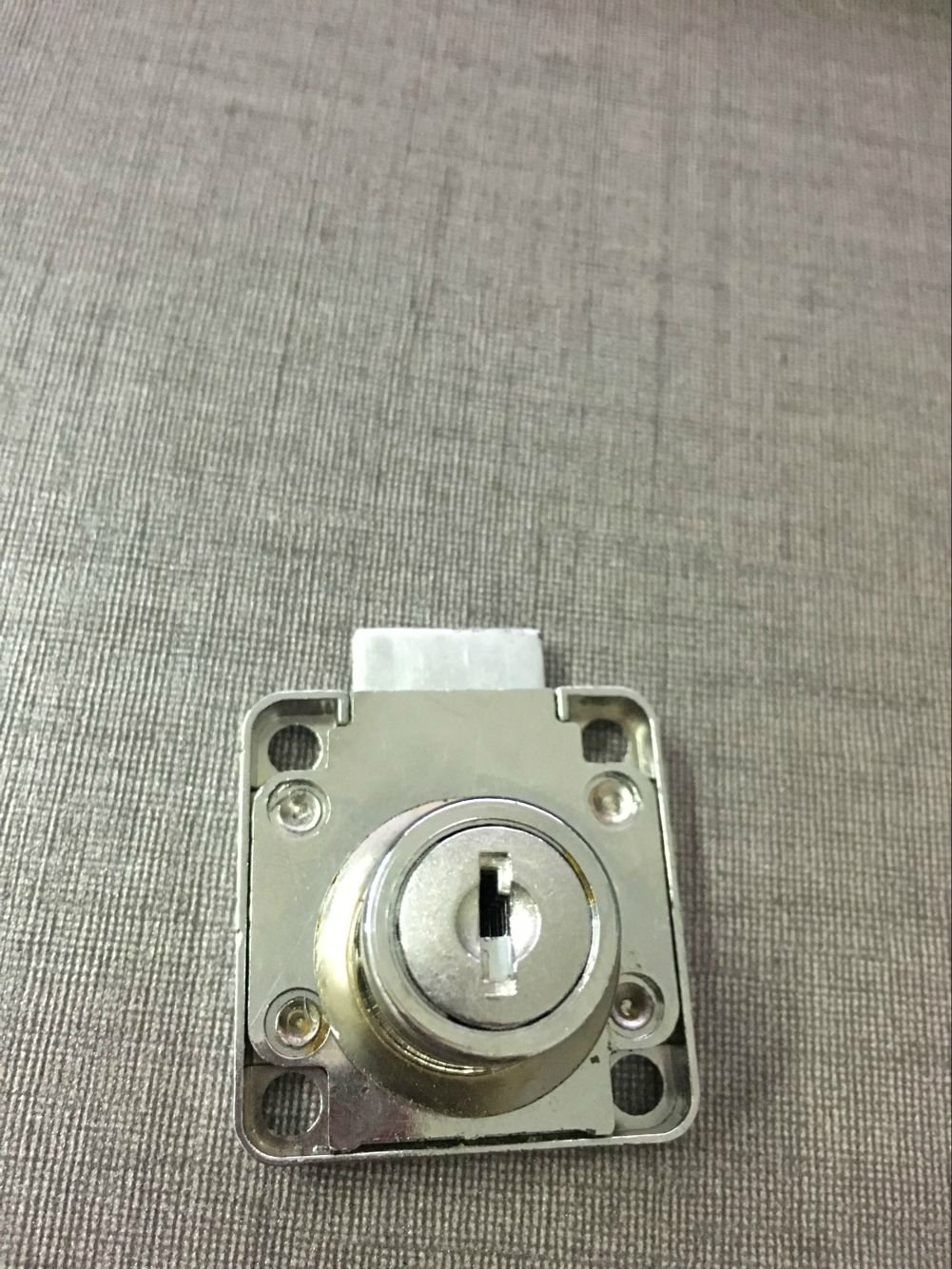 TK-138-22 high quality zin alloy drawer lock 4