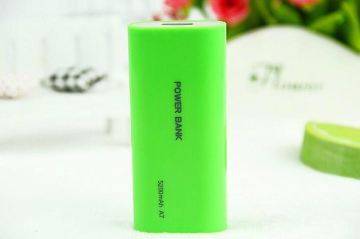 New Design 5200mAh Portable Power Bank with CE FCC RoHS Certificate 2