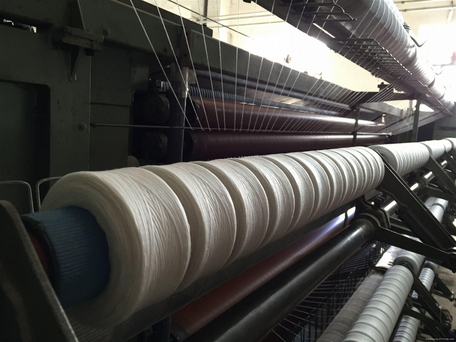 2/15nm 5%Cashmere35%Wool(19.5μm)30%Nylon30%Viscose Yarn 2