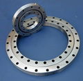 Cross roller bearing