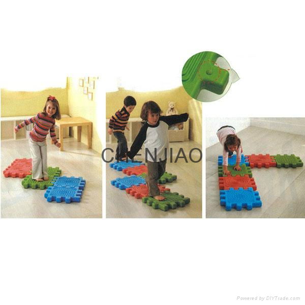 Improve touching feeling big size building blocks plastic  2