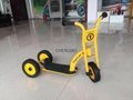 New Cute Design Playground Game Kids Play Scooter with CE