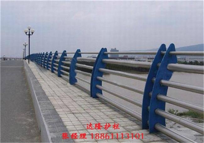 304不锈钢圆管景观桥梁防撞护栏 3