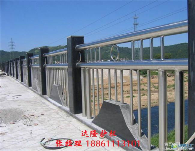 304不锈钢圆管景观桥梁防撞护栏 5
