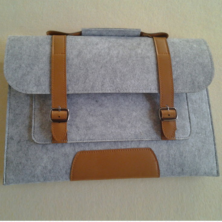 felt laptop bag 3