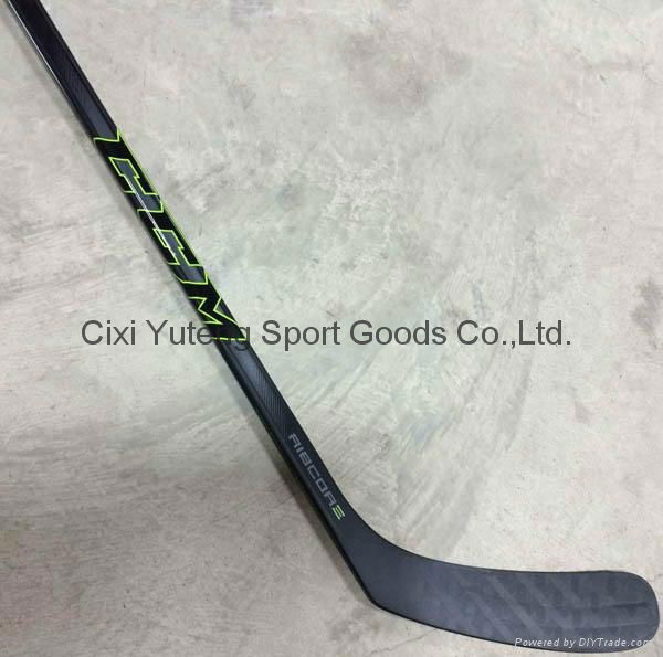 CCM Ribcore Reckoner Pro Stock Hockey Stick Grip 95 Flex Left 