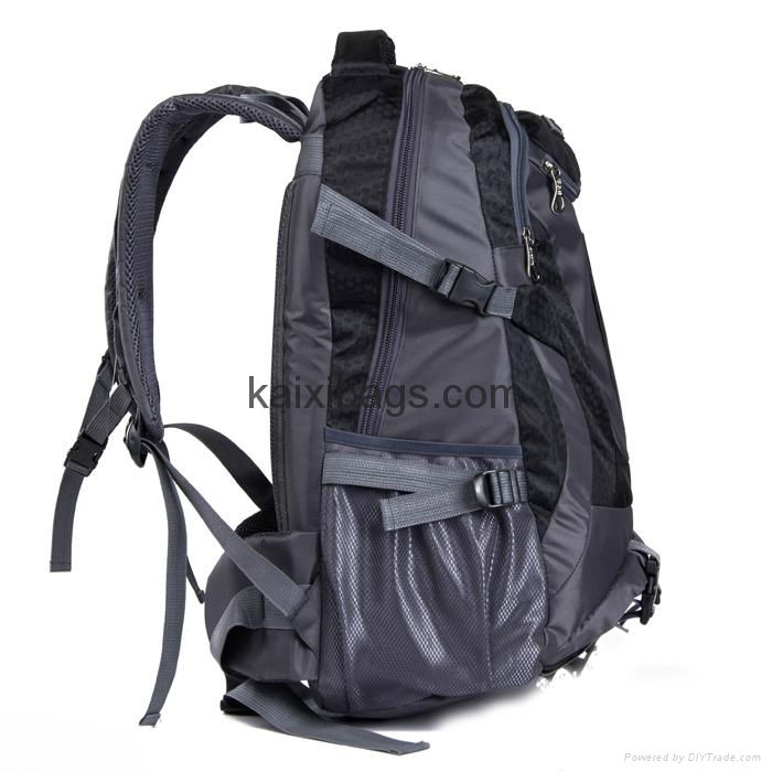 sport backpack with shoe compartment 3