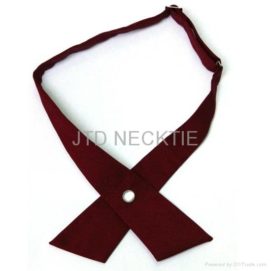 Polyester cross neckties