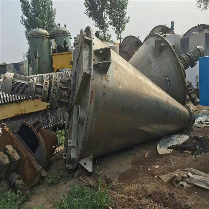 出售二手2立方雙錐混合機 5