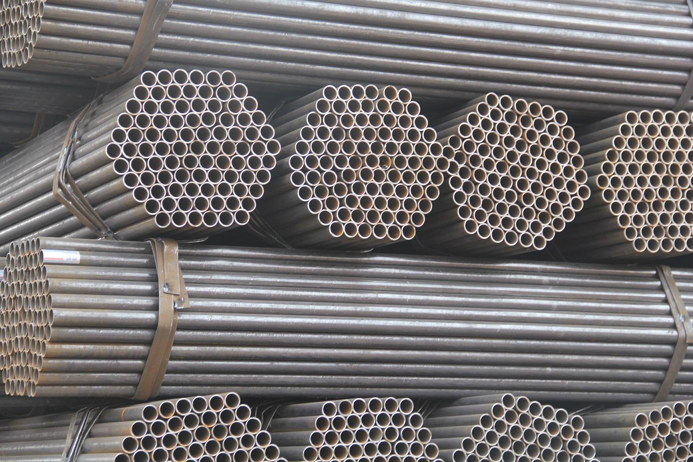  ERW Round Steel Pipes 3