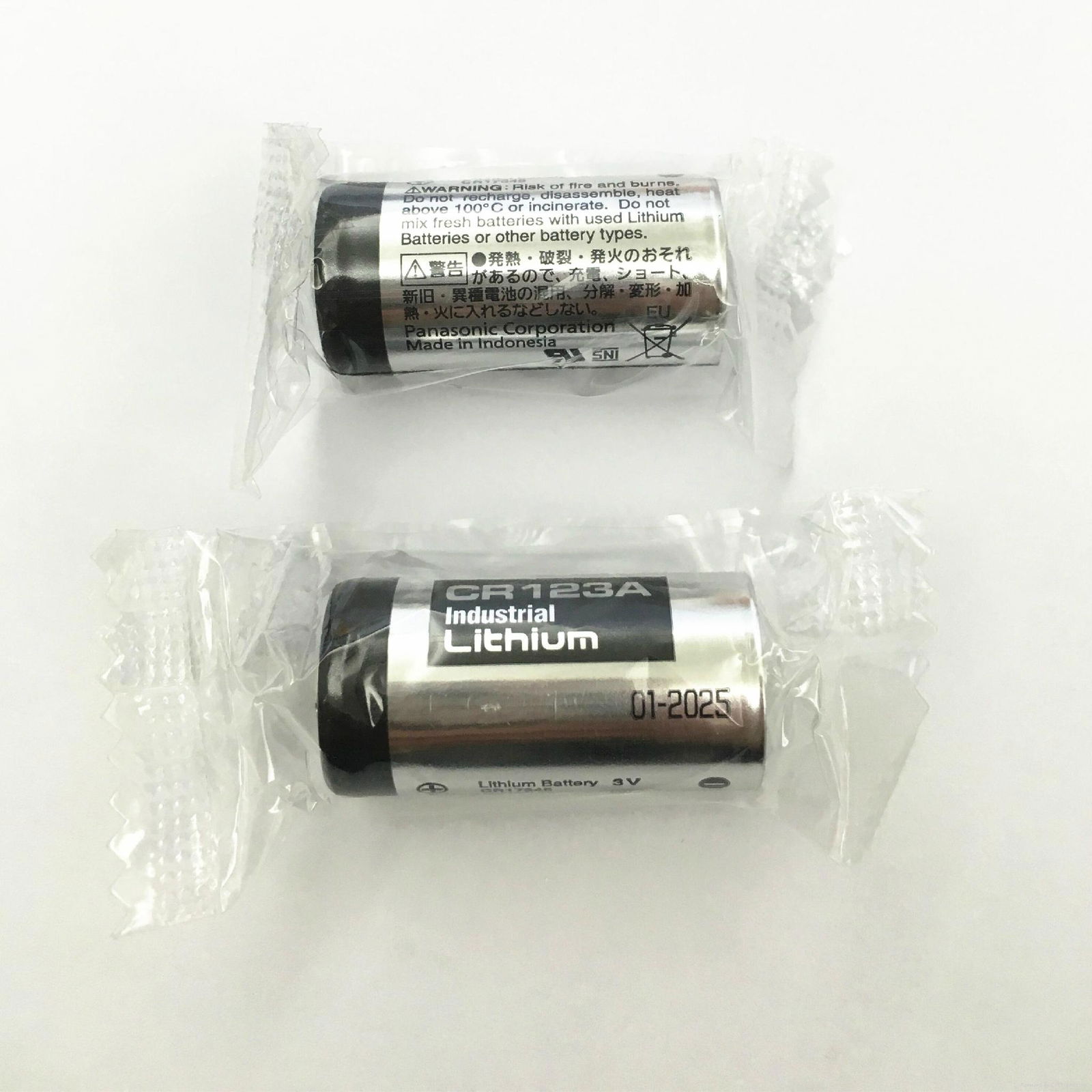 Pillow pack 3V Panasonic CR123A Lithium battery 1400mAh for smoke alarm safe box 3