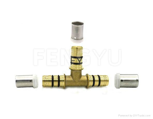 Brass pex compression tee (SS socket) 2