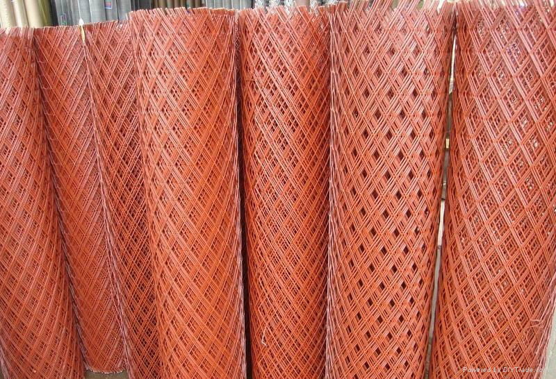 Red PVC coated Expanded Metal   2
