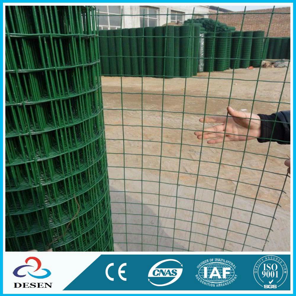 Green PVC Coated Wire Mesh for stadium 3