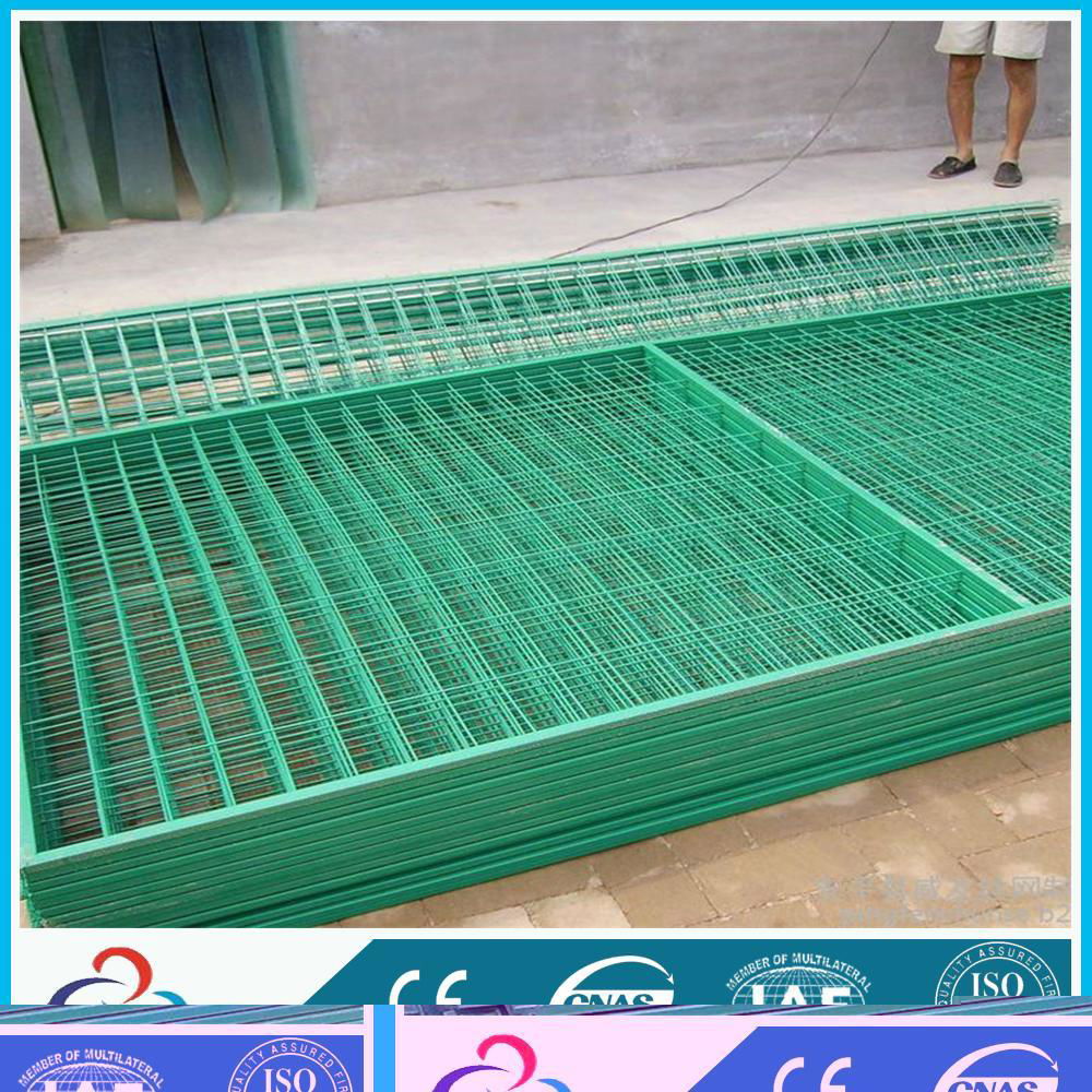 Green Frame Steel Wire Fence 4