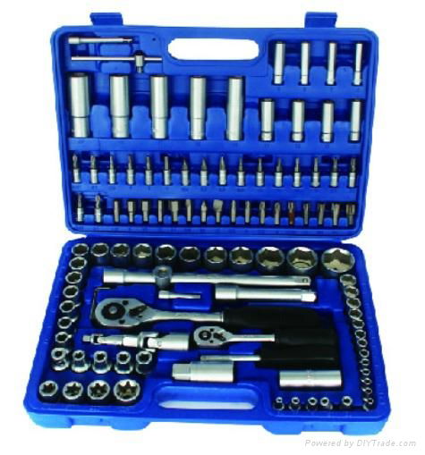 108pc  1/4"Dr. and 1/2"Dr. Socket Wrench Set