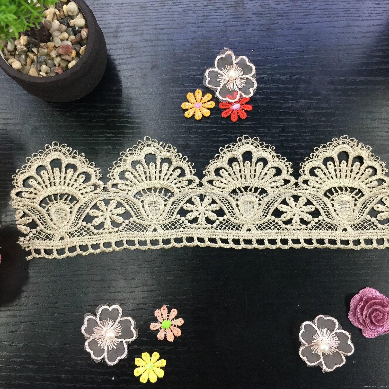 Stock Sea Shell Flowe Embroidery Water Soluable Lace For Garment
