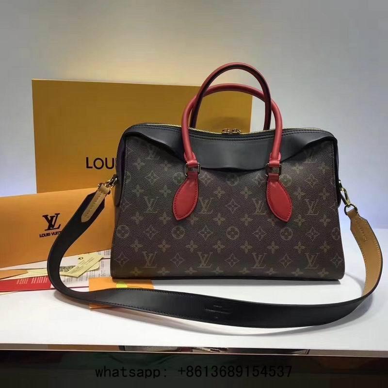 Louis Vuittion handbag     uileries Monogram Canvas     runk clutch     urene MM 2