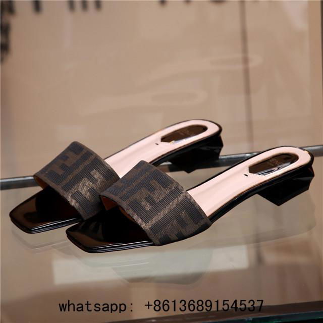 fendi pearland ff leather slide sandal