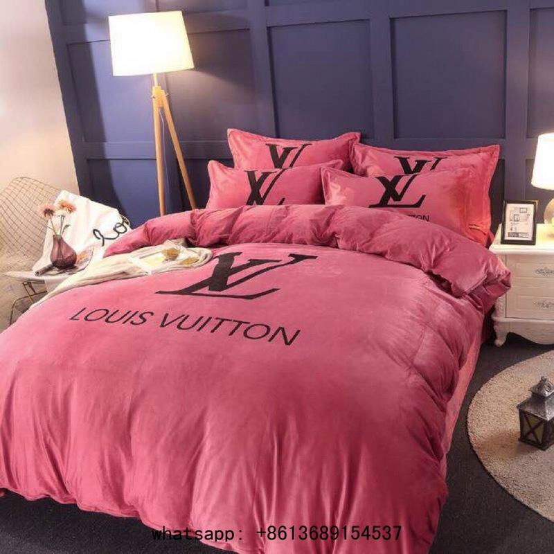 Louis Vuitton Bedding Pink | Supreme and Everybody