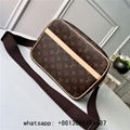     ags     ulti pochette     iant jungle monogram nevrefull     eonoe giant bag 10