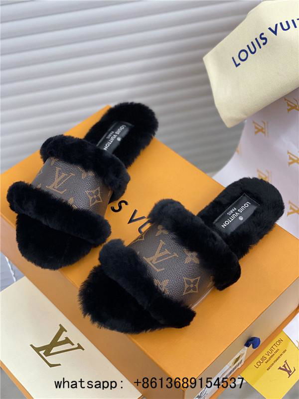 Designer house slippers LV suite flat mule lv fur slides LV mink fur slippers - women homey flat ...