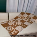               brown pattern fleece blanket,    lanket,    eo monogram blanket,lv 8