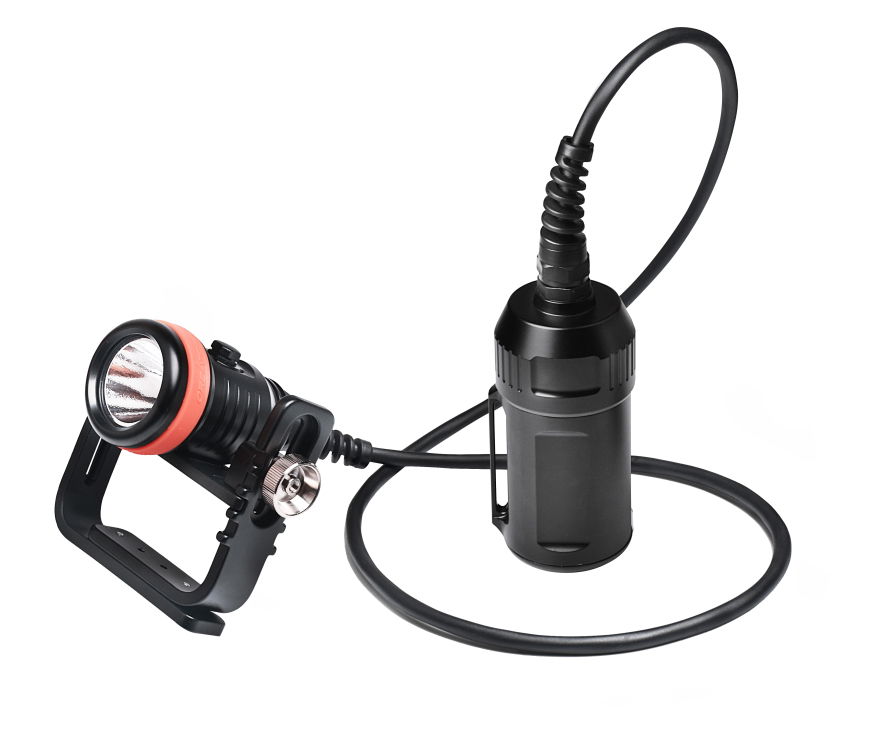  OrcaTorch canister dive torch D620