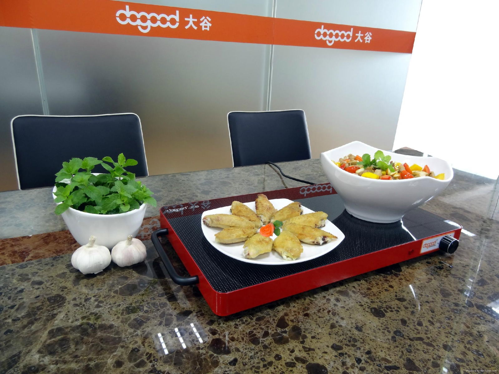 Electric Food Warming Tray glass surface 2