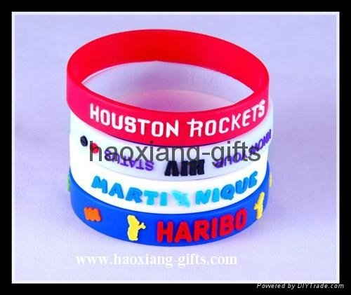 Europe Regional Feature and Folk Art Style glow in dark silicone wristband