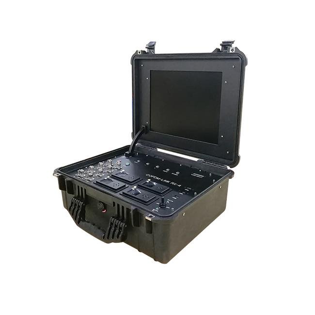 four-channel briefcase diversity receiver embedded DVR & LCD display 2