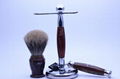 Amis 3 Piece Shaving Set TAOS007 Shaving Brush Razor Stand 3