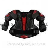 CCM QUICKLITE LE SR. SHOULDER PADS