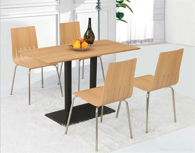 Wholesale Cheap KFC Restaurant Dining Table and Chair Set