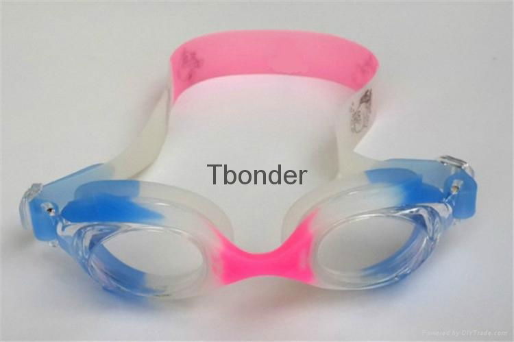 Funny adjustable childern swimming goggles anti fog eyewear 4
