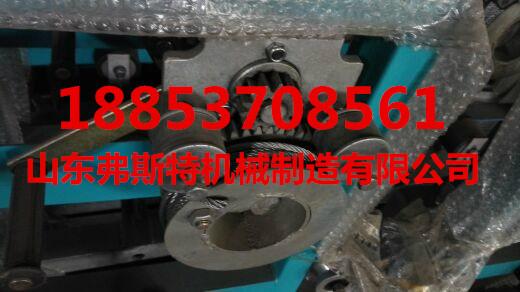 可以自由组装的弗斯特框架式混凝土整平机 3