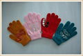 gripper print glove 3