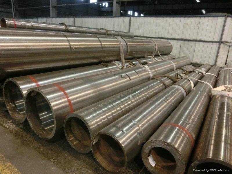 Large and Small Diameter Heavy Thickness Seamless Mechanical Steel Tubes  2