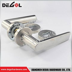 China supplier stainless steel solid type stainless stell door handles in guangd
