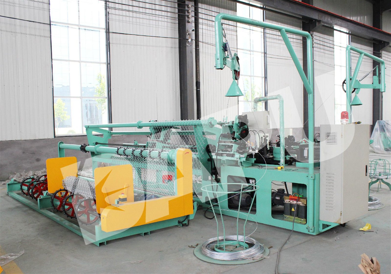 Full automatic chain link fence machine 3